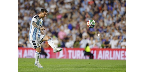 Lionel Messi vai disputar a sua 200ª partida pela seleção nacional aos 39 anos Lionel Messi vai disputar a sua 200ª partida pela seleção nacional aos 39 anos